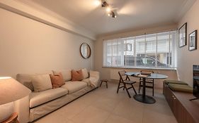 Modern Gelijkvloersappartement Knokke
