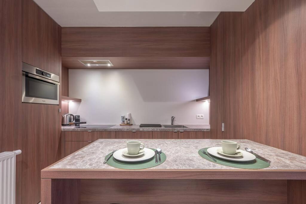 Modern Gelijkvloersappartement Knokke Buitenkant foto