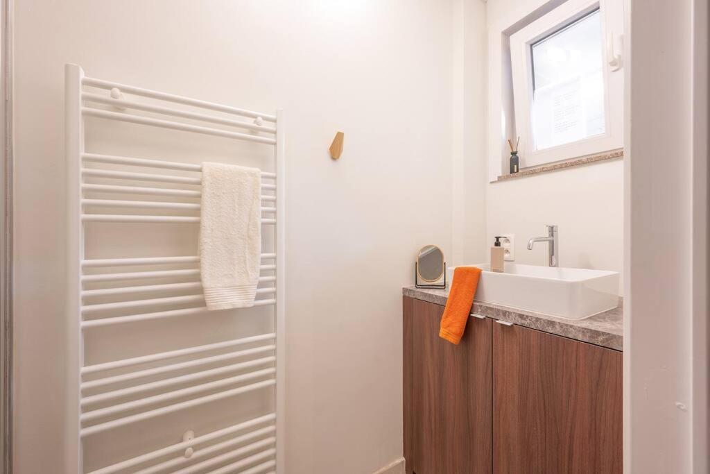 Modern Gelijkvloersappartement Knokke Buitenkant foto